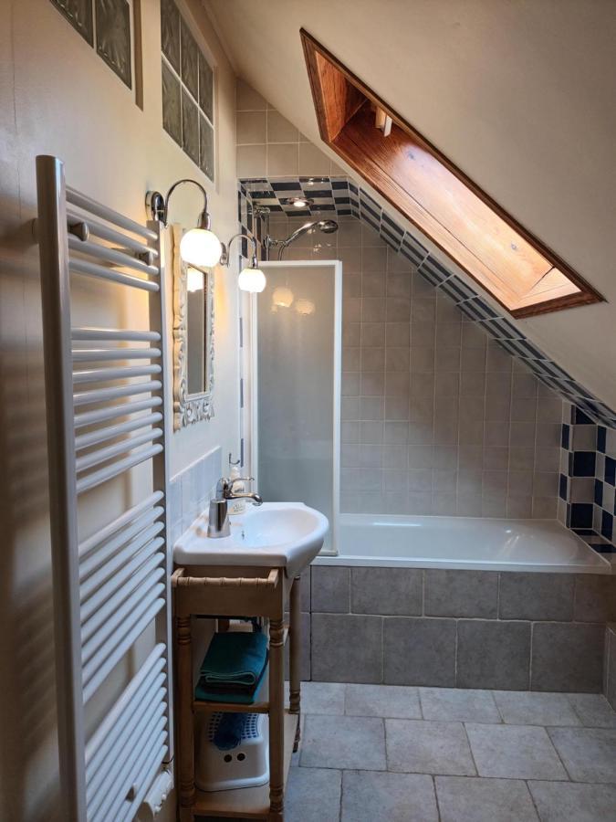 Le Logis Du Pressoir Self Catering Gites In Beautiful 18Th Century Estate In The Heart Of The Loire Valley With Heated Pool And Extensive Grounds. Les Bois-d'Anjou Exterior photo